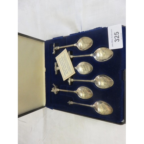 325 - Falkland Island Commemorative set of Teaspoons