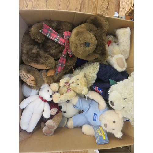 287 - Large box of Teddy Bears