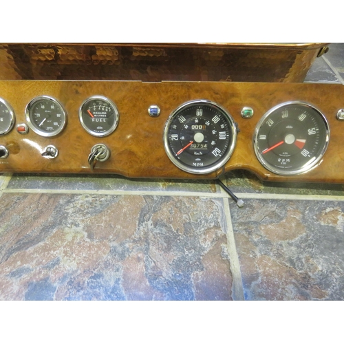 255 - Dashboard from a 1965 Sunbeam