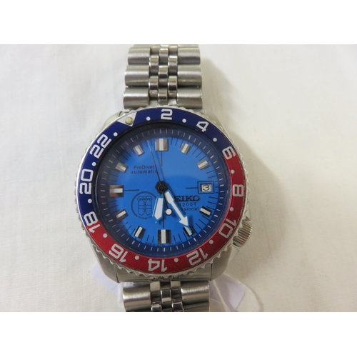 67 - Gents Automatic Bracelet Watch with Pepsi type dial