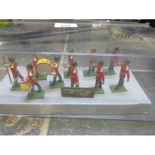 254 - 10 pieces Lead Set of British Army Marching Band