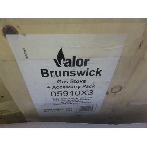 380 - Valour Brunswick Gas Stove and Accessories Pack in Case