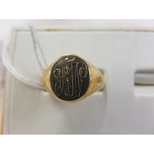 142 - 10ct Yellow Gold Signet Ring - 5.5grams