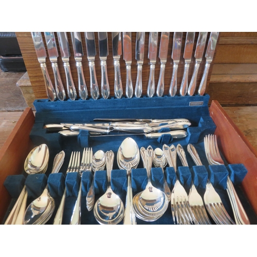 282 - Teak Canteen of Plated Cutlery