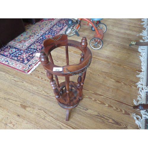 414 - Circle Wooden Stick Stand