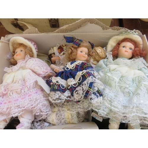 341 - Box With Dolls