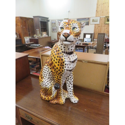 475 - Large ceramic cheetah