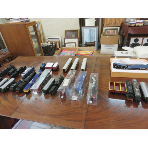 497 - Large Quantity of Model Trains, Carriages and Track