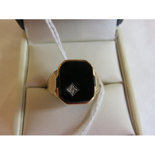 135 - 9ct Gold Bloodstone and Diamond Signet Ring