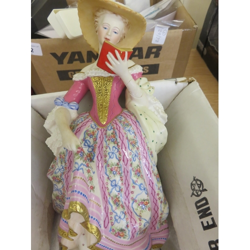 213 - Boxed Lady Figure (Damaged) and Lladro Plaque