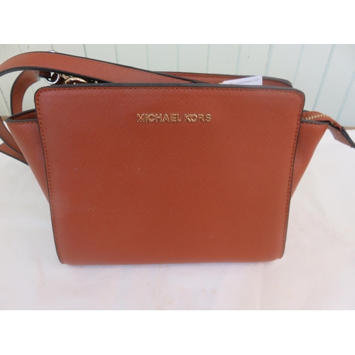 321 - Michael Kors Handbag