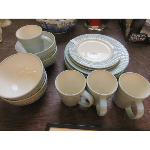 386 - Denby Blue Dinnerware