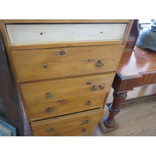 401 - Modern Pine Chest of Drawers