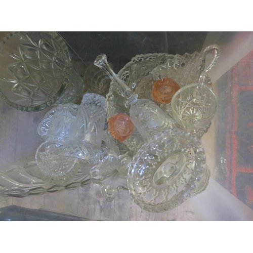 223 - Box of Crystal and Glass Ware