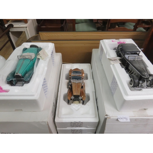 451 - Three Franklin Mint Boxed Die Cast Model Cars - 1929 Bugatti Royale, 19221 Rolls Royce Silver Ghost,... 