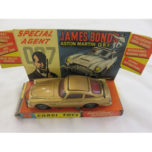 197 - James Bond Aston Martin DB5 Model Car in Box