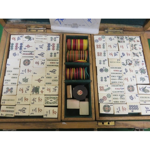 280 - Mah-Jong Set in a Wooden Box