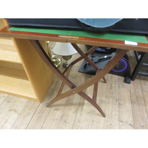 469 - Folding Table