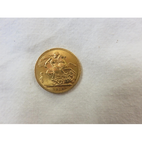 66 - Gold Sovereign 1913