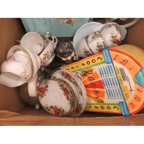 299 - Box with bric-a-brac