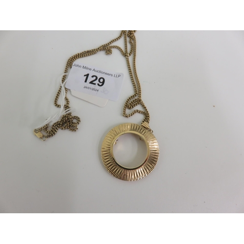 129 - 9ct. Gold Circle Coin Mount on 9ct. Gold Chain, 13.7 grams