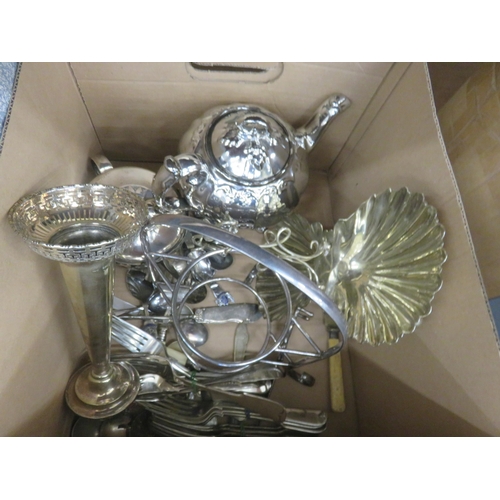 171 - Small lot of assorted Silver Plate