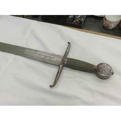 256 - Reproduction Medieval Sword