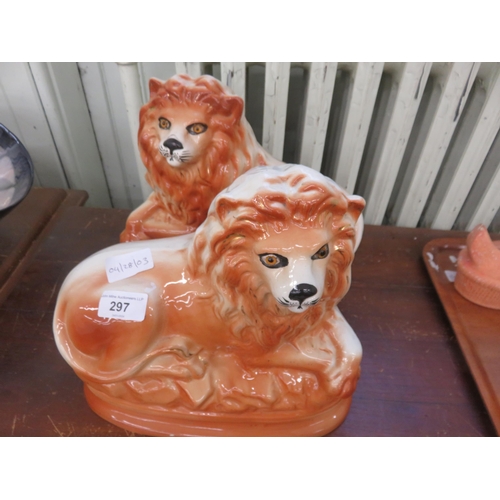 297 - Pair of Lion Wally Ornaments with glass eyes