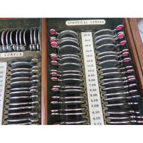 248 - Vintage Opticians Testing Lenses and Equipment in Wooden Case