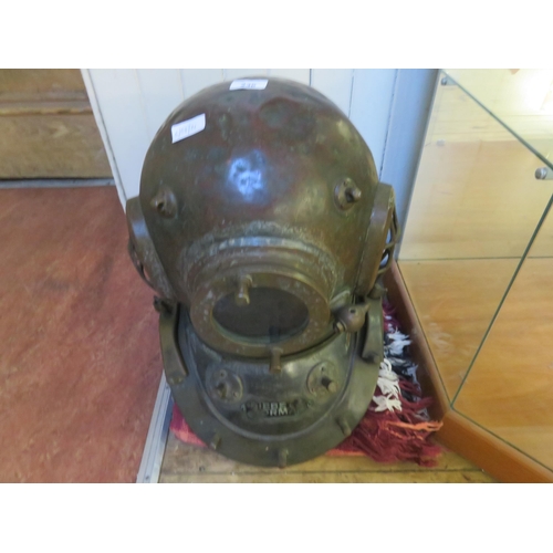 236 - Seibe Gorman 12 Bolt Divers Helmet and Collar. Circa 1930. Used in Scapa Flow and Later at Aberdeen ... 