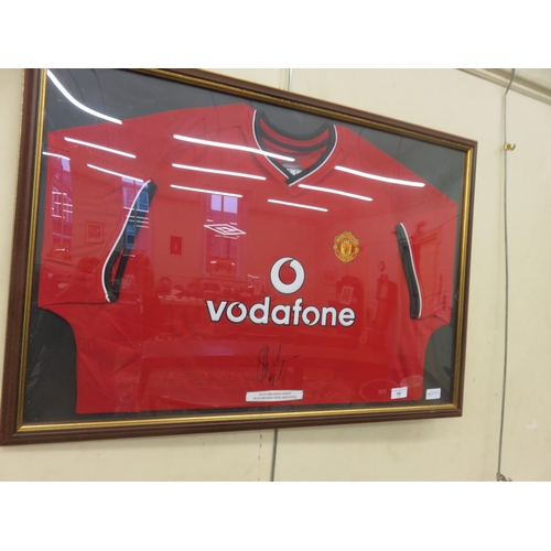 10 - Juan Sebastian Vernon Signed Manchester United Shirt
