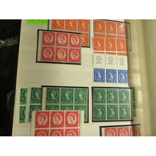 163A - Stockbook of Stamps of Great Britain - Many Hundreds