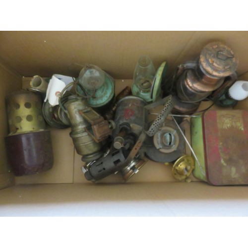 200A - Box lot of mixed oil lamps etc.