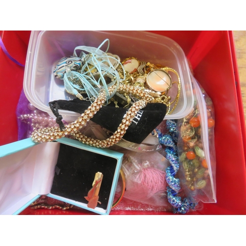 322 - Box of Costume Jewellery