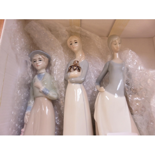 327 - Three Figurines