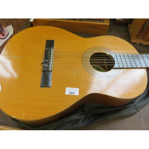 369 - Small Acoustic Guitar