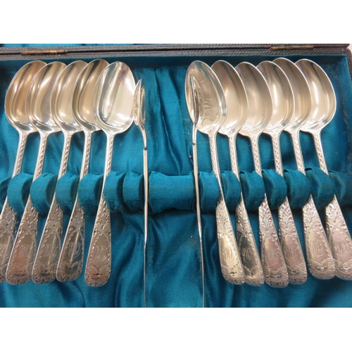 99 - Cased Set of 11 London Silver Teaspoons and matching tongs