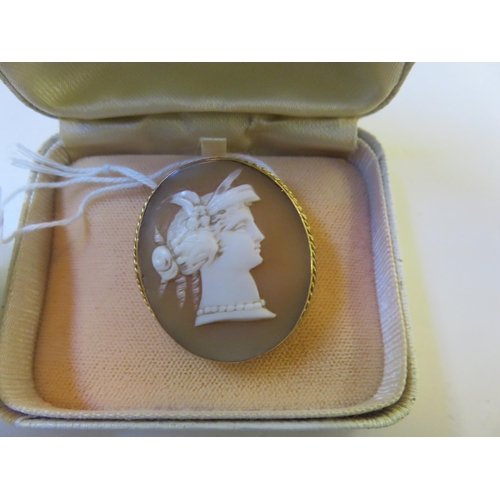 85 - 9ct. Gold Mounted Cameo Brooch