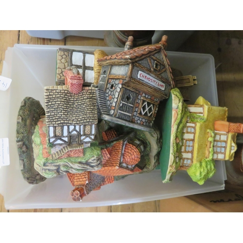 360 - Nine Lilliput Lane Type Houses