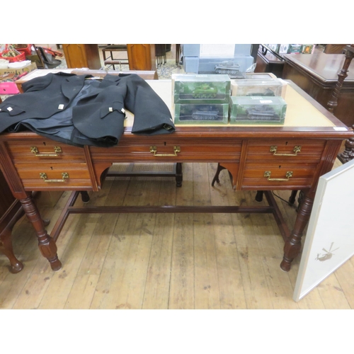 433 - Leather Topped Writing Desk by Gillows