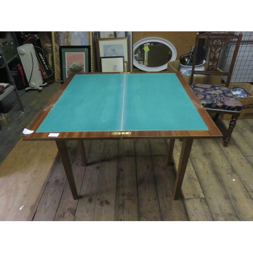 438A - Gaming Table