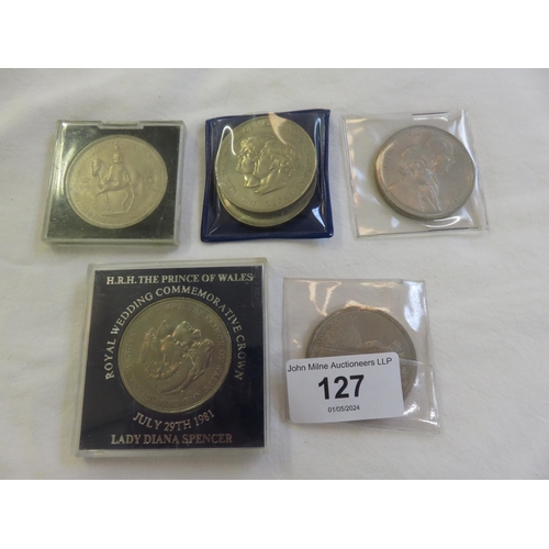 127 - Small Lot of Coins