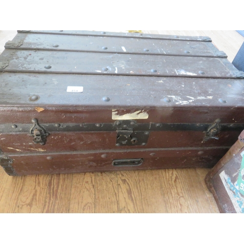 454 - Wooden Trunk