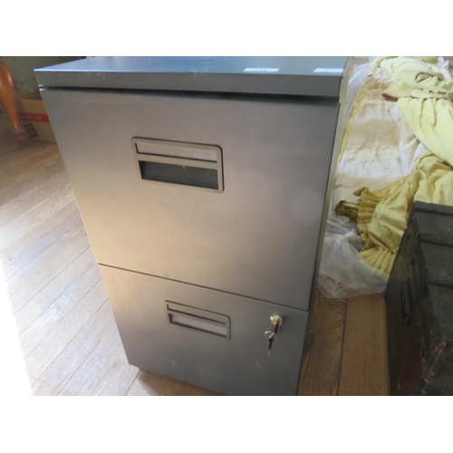 455 - Small Filing Cabinet with key