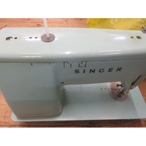 271 - Cased Singer 337 Sewing Machine