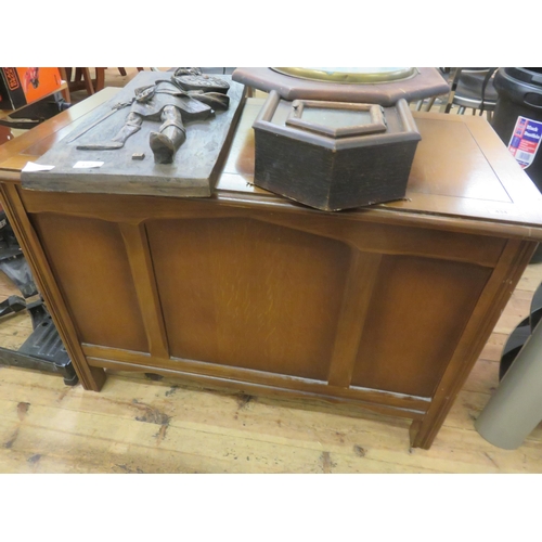 434 - Oak Blanket Box