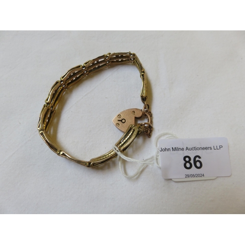 86 - Ornate 9ct. Gold Gate Bracelet, 10.1 grams