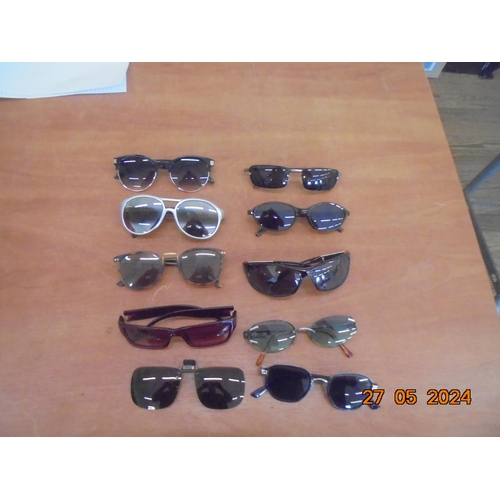 194 - Lot Designer Sunglasses