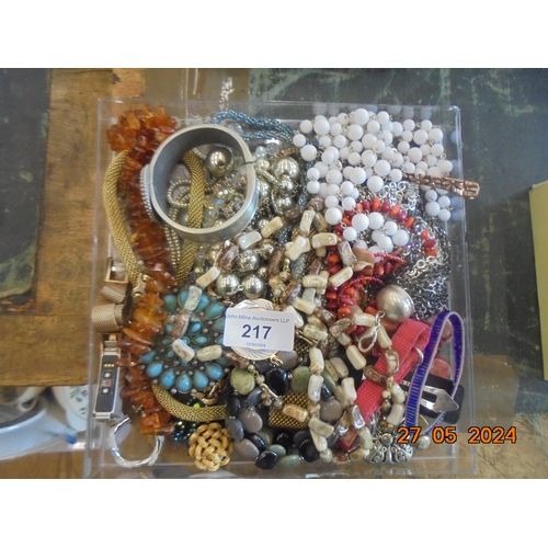 217 - Tray of Costume Jewellery