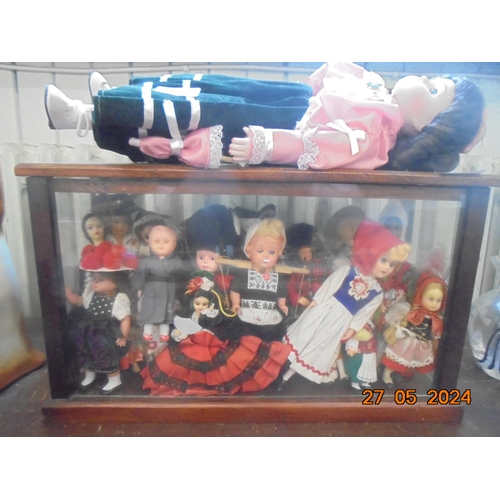 324 - Vintage Childs Dolls in Glass Case